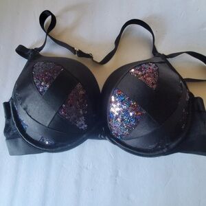 Victoria's Secret 2014 fashion show bombshell bra